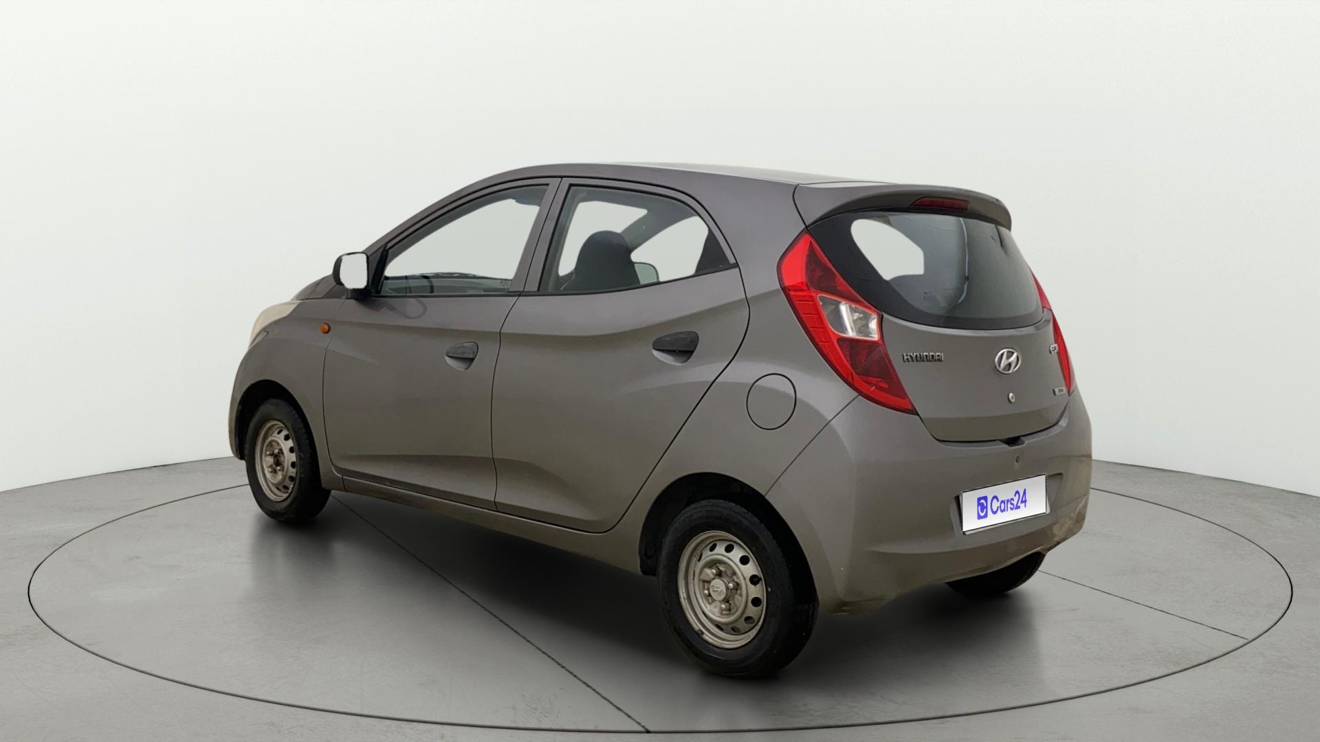 View 2013 Hyundai EON Era Plus Image 2 Used 2013 Hyundai EON Era Plus Image 2