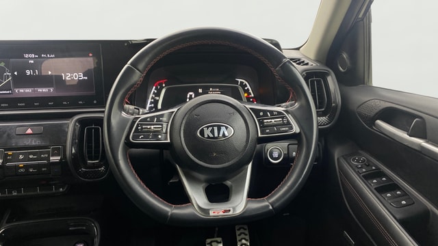 View Kia Sonet Image 13 Used Kia Sonet Image 13