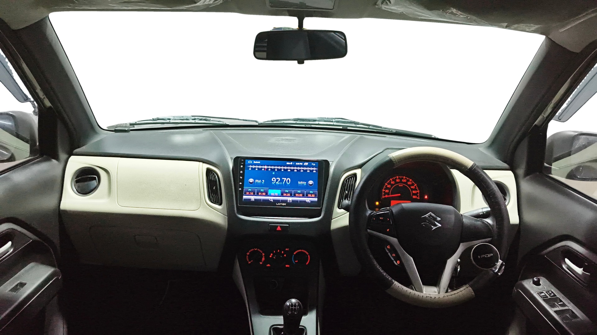 View 2021 Maruti Suzuki 1000 Base Variant Image 15 Used 2021 Maruti Suzuki 1000 Base Variant Image 15