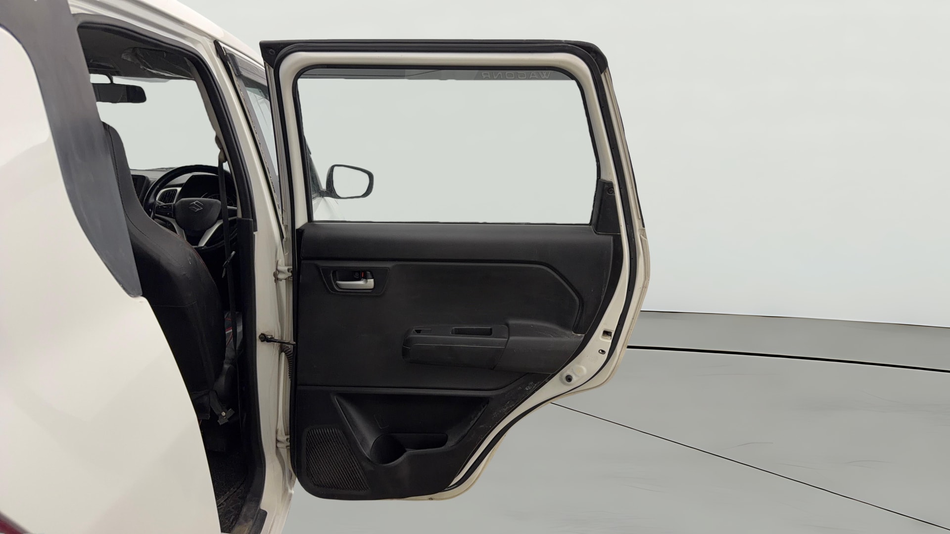 View 2019 Maruti Suzuki 1000 Base Variant Image 7 Used 2019 Maruti Suzuki 1000 Base Variant Image 7