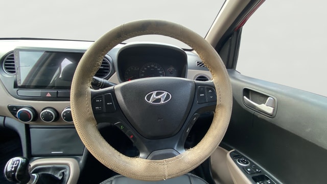 View Hyundai Xcent Image 21 Used Hyundai Xcent Image 21