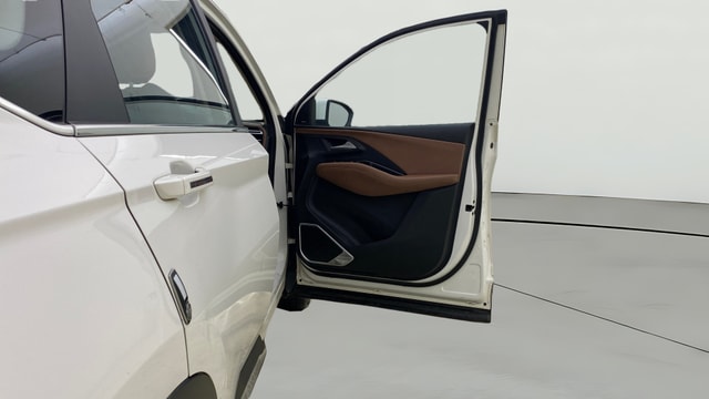 View MG Hector Plus Image 49 Used MG Hector Plus Image 49