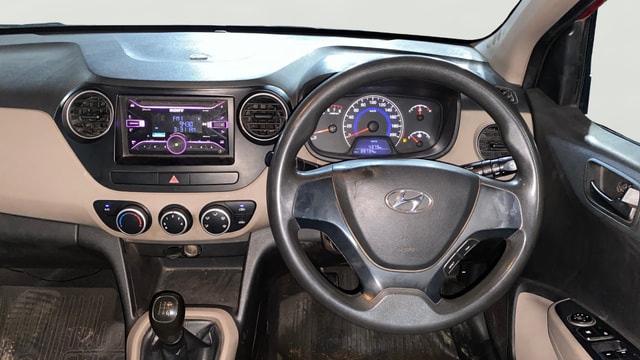 View Hyundai Grand i10 Image 20 Used Hyundai Grand i10 Image 20