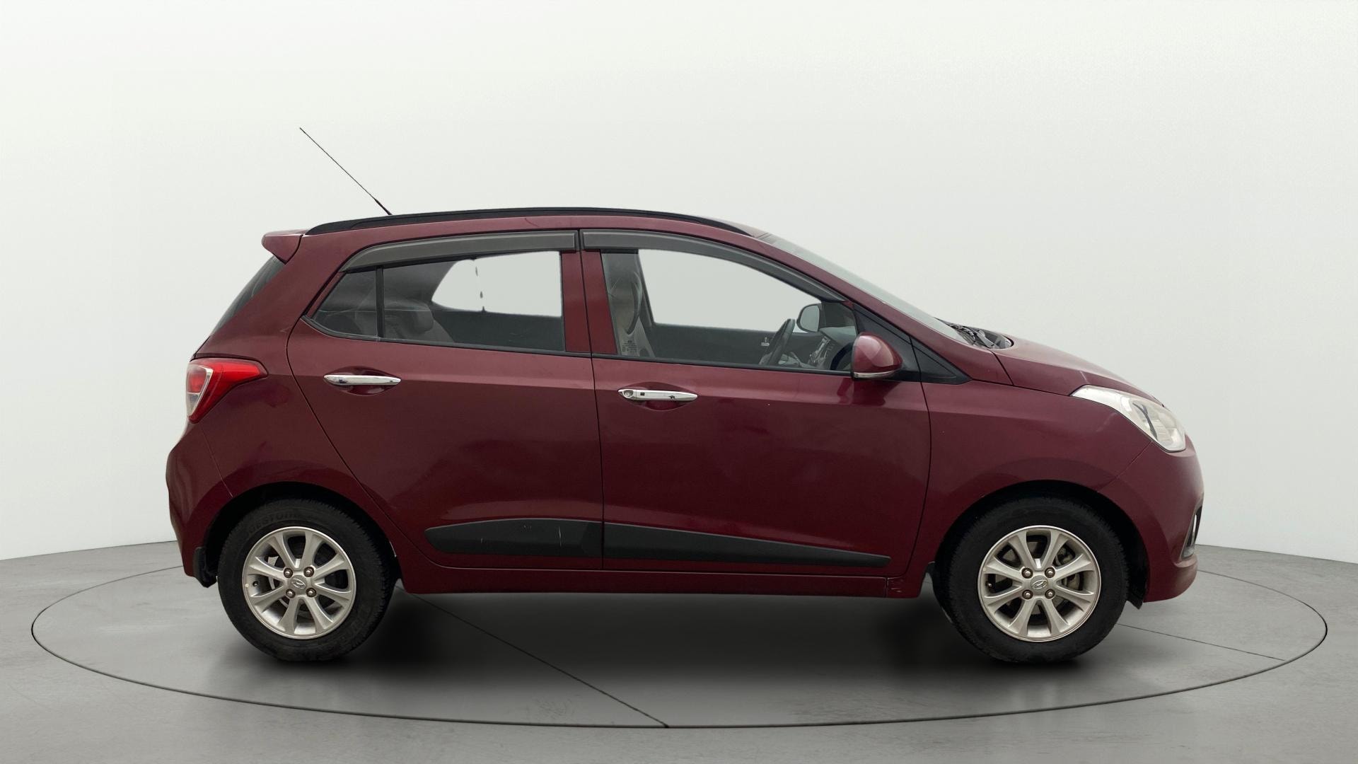 View 2016 Hyundai Grand i10 1.2 Asta Petrol Image 8 Used 2016 Hyundai Grand i10 1.2 Asta Petrol Image 8