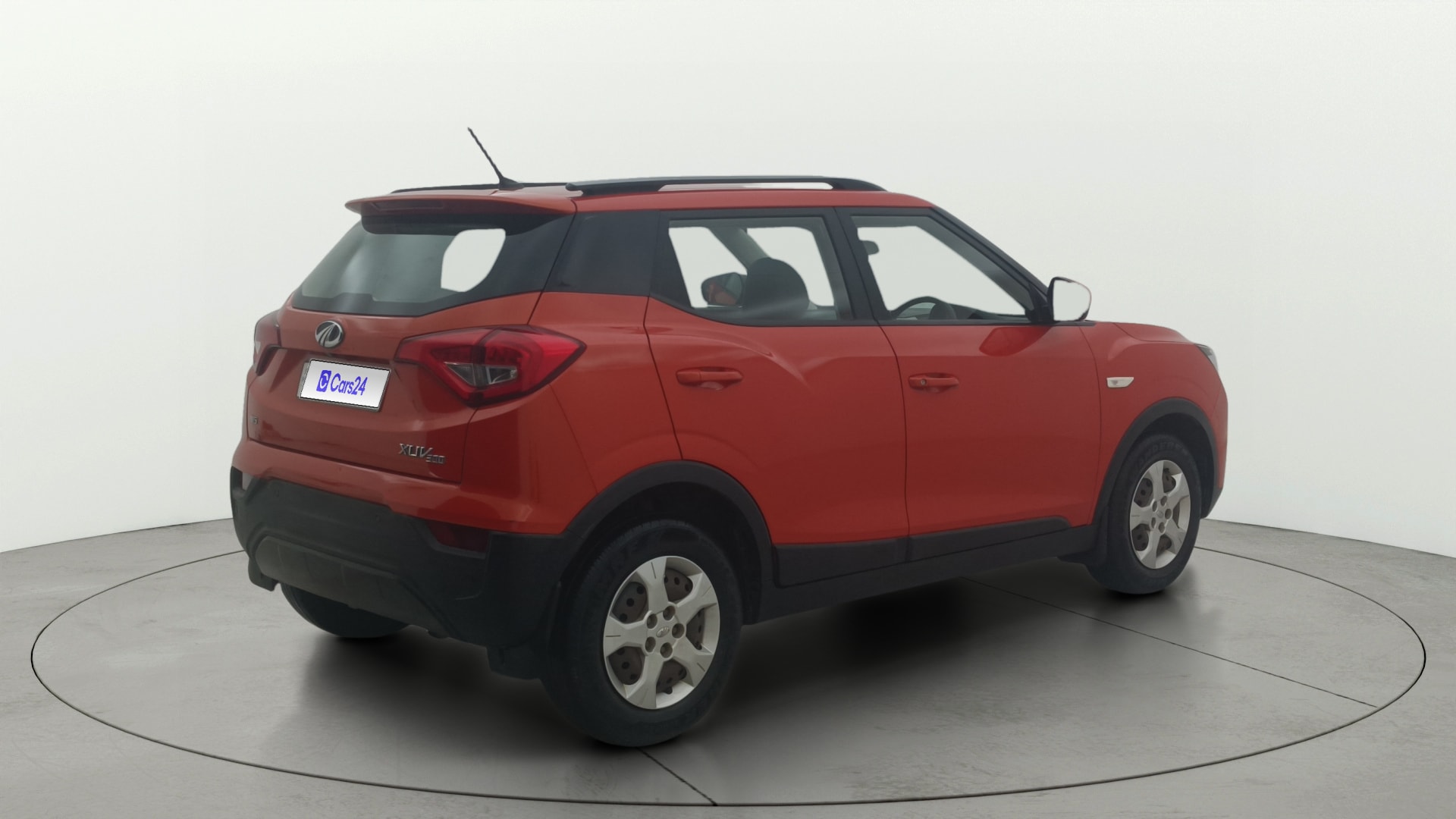 View 2019 Mahindra XUV300 W4 Petrol BS IV Image 41 Used 2019 Mahindra XUV300 W4 Petrol BS IV Image 41