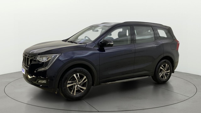 View Mahindra XUV700 Image 36 Used Mahindra XUV700 Image 36