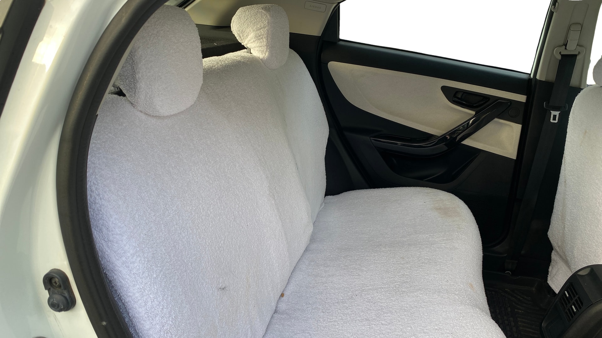 View 2024 Tata Nexon Revotron XE Image 38 Used 2024 Tata Nexon Revotron XE Image 38