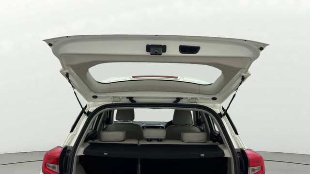 View Mahindra XUV300 Image 32 Used Mahindra XUV300 Image 32