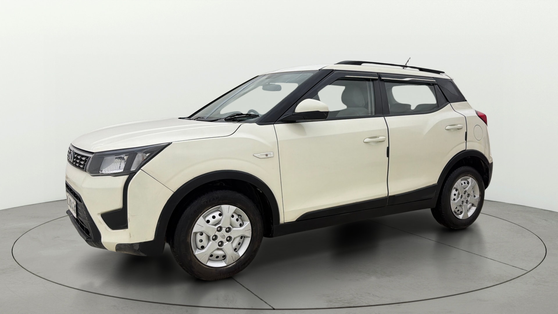 Used 2020 Mahindra XUV300 Used 2020 Mahindra XUV300