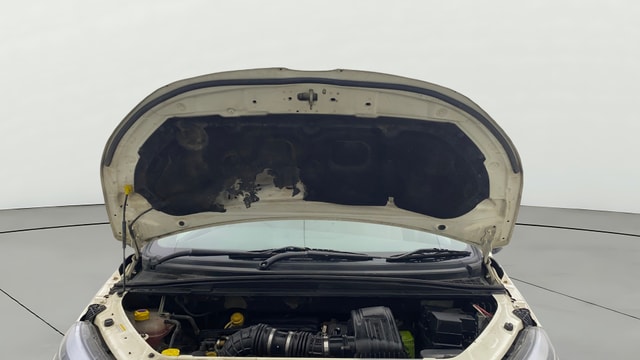 View Mahindra Marazzo Image 32 Used Mahindra Marazzo Image 32
