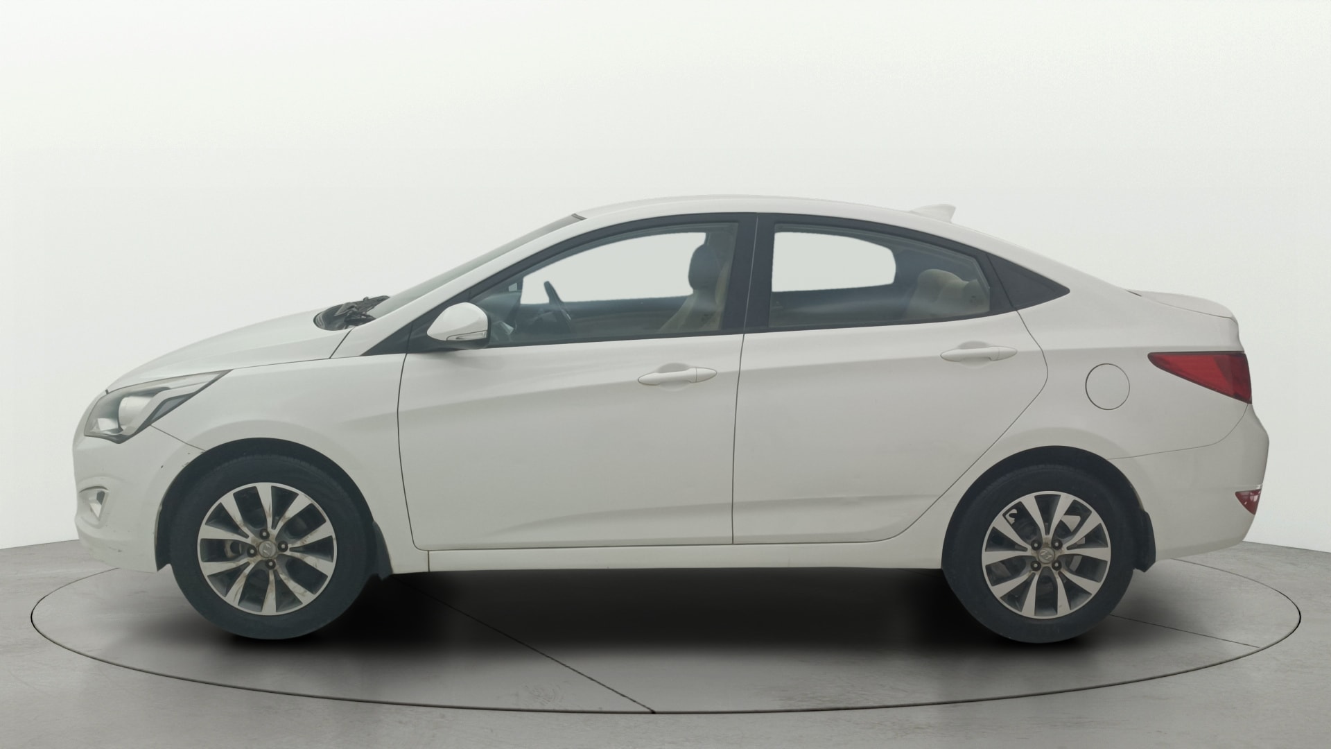 View 2017 Hyundai Verna 1.6 VTVT SX Image 26 Used 2017 Hyundai Verna 1.6 VTVT SX Image 26