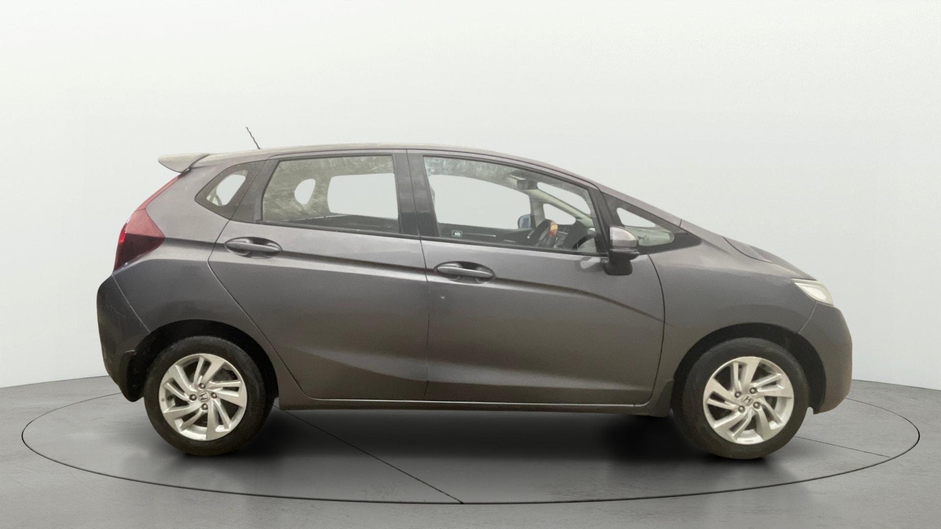View 2018 Honda Jazz E MT Diesel Image 27 Used 2018 Honda Jazz E MT Diesel Image 27
