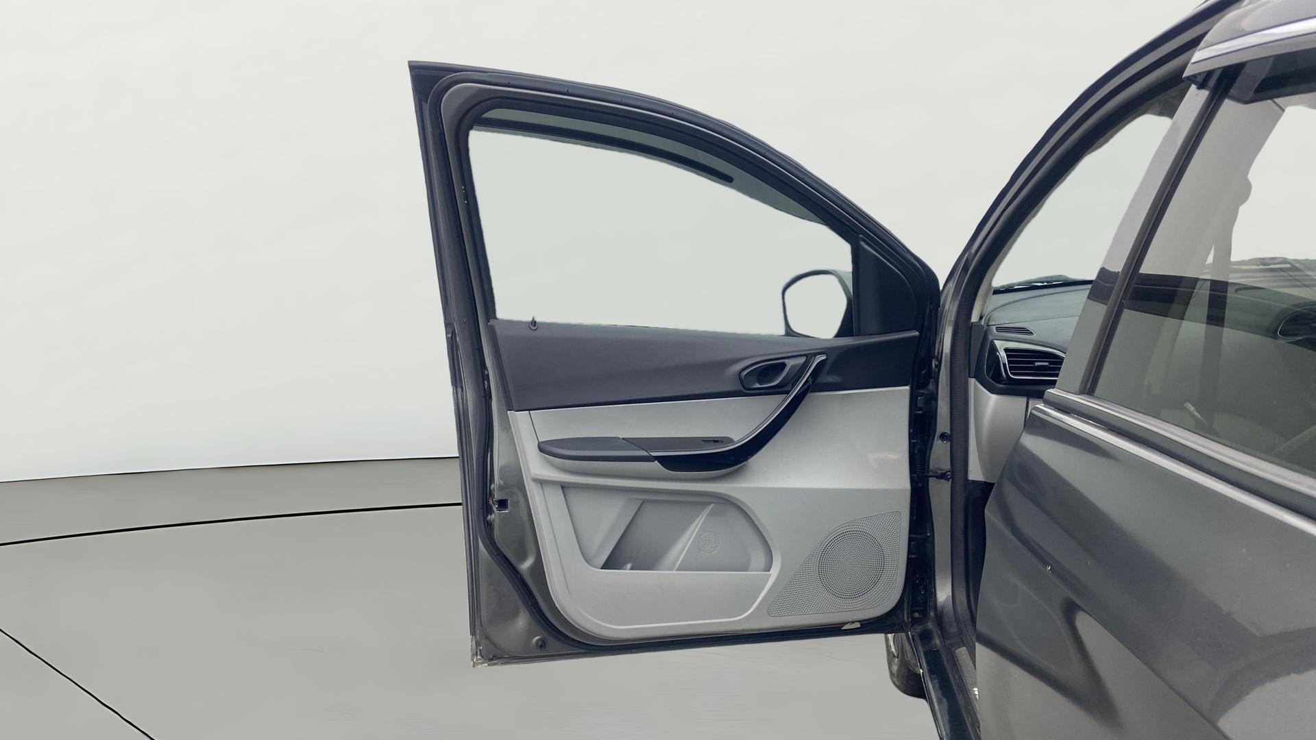 View 2020 Tata Tiago Revotorq XB Image 31 Used 2020 Tata Tiago Revotorq XB Image 31