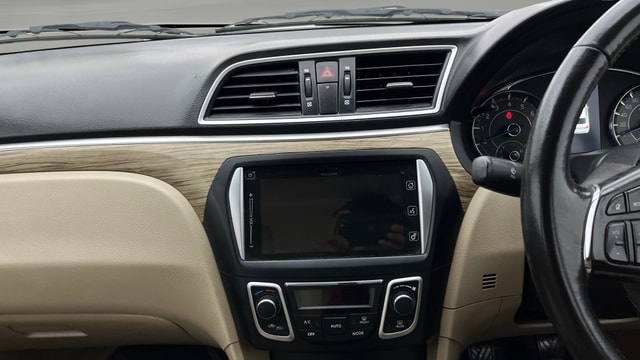 View Maruti Suzuki 1000 Image 31 Used Maruti Suzuki 1000 Image 31