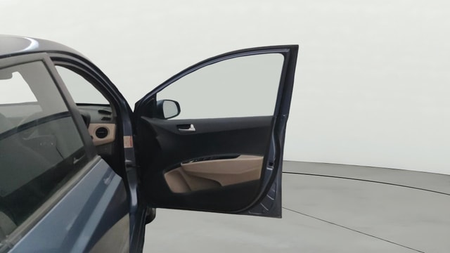 View Hyundai Xcent Image 45 Used Hyundai Xcent Image 45