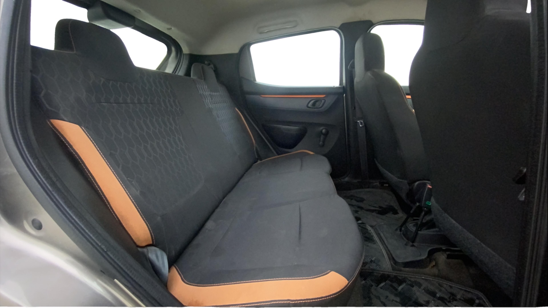 View 2019 Renault Kwid RXT 1.0 Driver Airbag Option Image 34 Used 2019 Renault Kwid RXT 1.0 Driver Airbag Option Image 34
