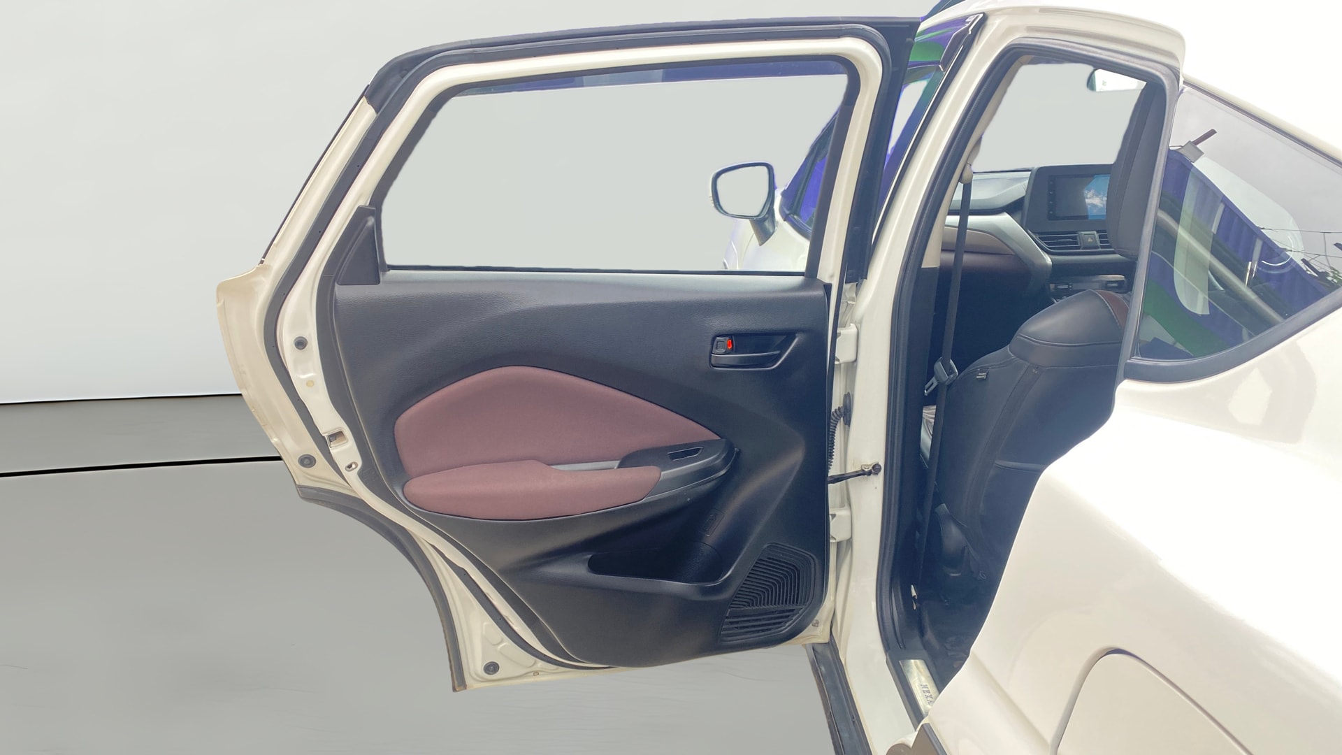 View 2024 Maruti Suzuki 1000 Base Variant Image 16 Used 2024 Maruti Suzuki 1000 Base Variant Image 16