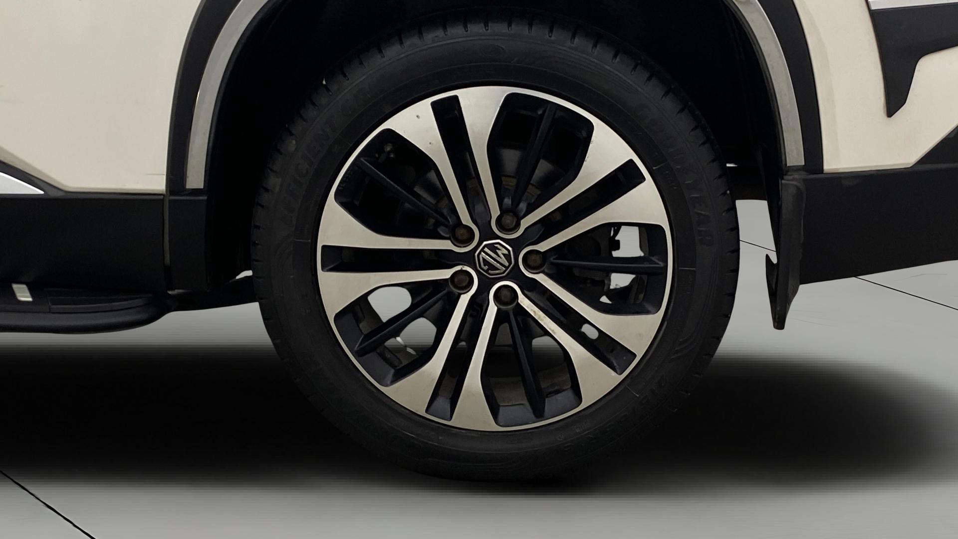 View 2022 MG Hector Sharp Diesel Image 12 Used 2022 MG Hector Sharp Diesel Image 12