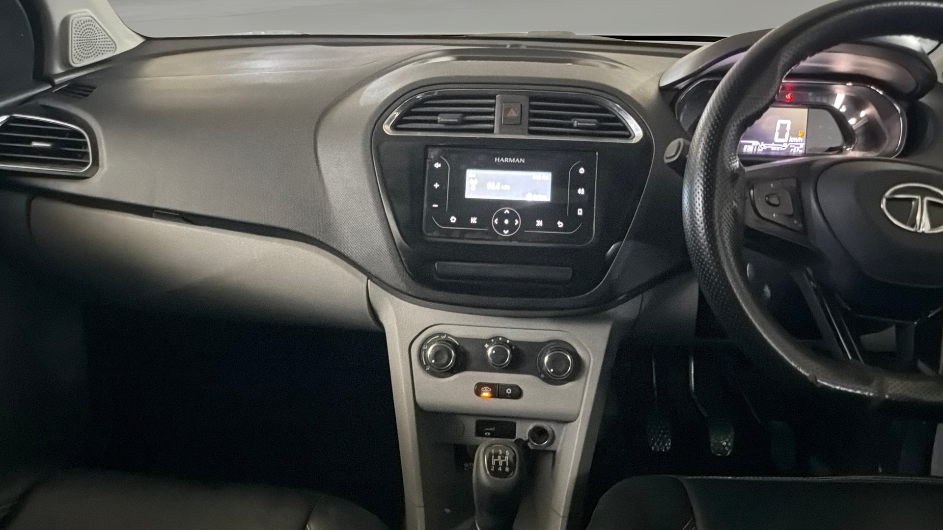 Used 2021 Tata Tiago Used 2021 Tata Tiago