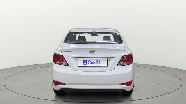 View Hyundai Verna Image 45 Used Hyundai Verna Image 45