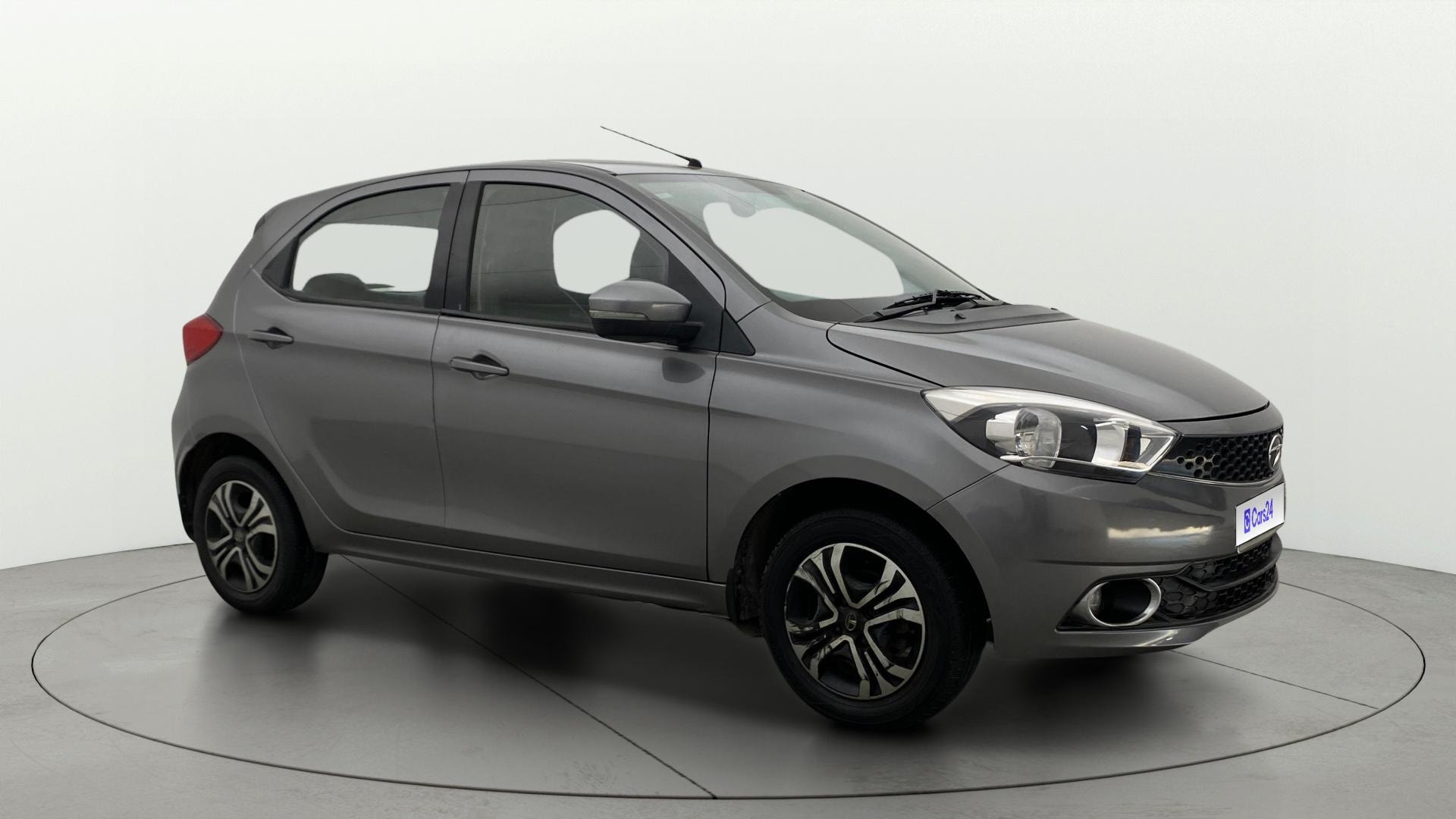 View 2019 Tata Tiago Revotorq XB Image 35 Used 2019 Tata Tiago Revotorq XB Image 35
