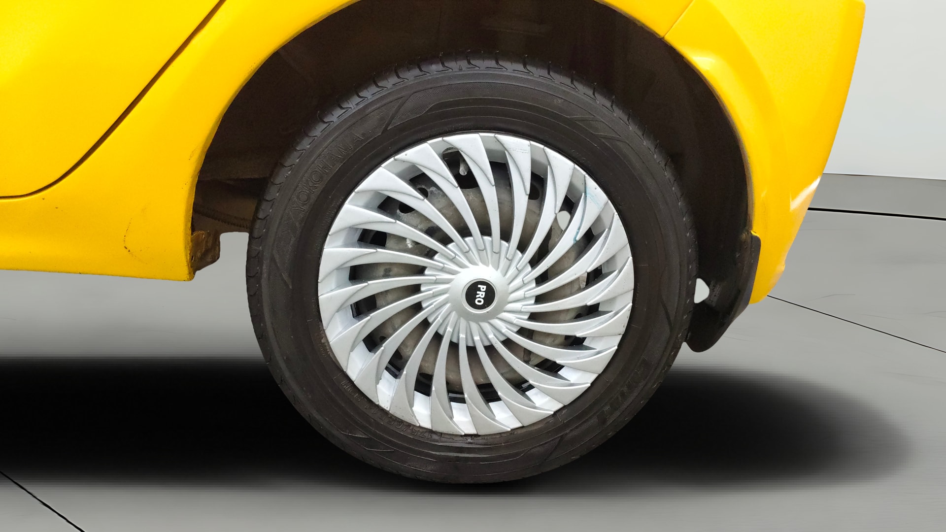 View 2020 Tata Tiago Revotorq XB Image 11 Used 2020 Tata Tiago Revotorq XB Image 11