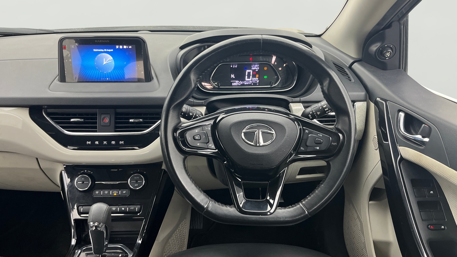 View 2021 Tata Nexon Revotron XE Image 13 Used 2021 Tata Nexon Revotron XE Image 13