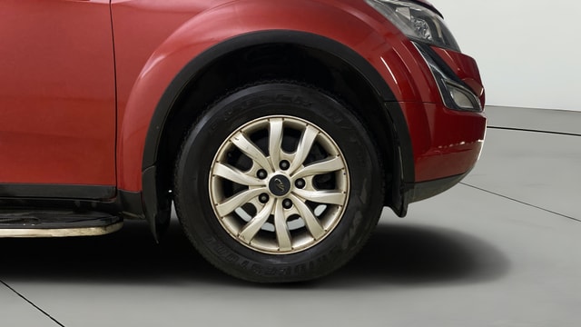 View Mahindra XUV500 Image 46 Used Mahindra XUV500 Image 46
