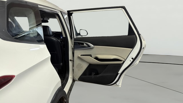 View Kia Carens Image 7 Used Kia Carens Image 7
