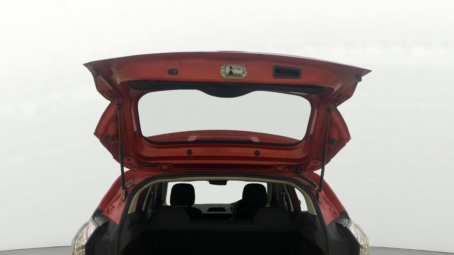 View 2018 Tata Nexon Revotorq XM Image 16 Used 2018 Tata Nexon Revotorq XM Image 16