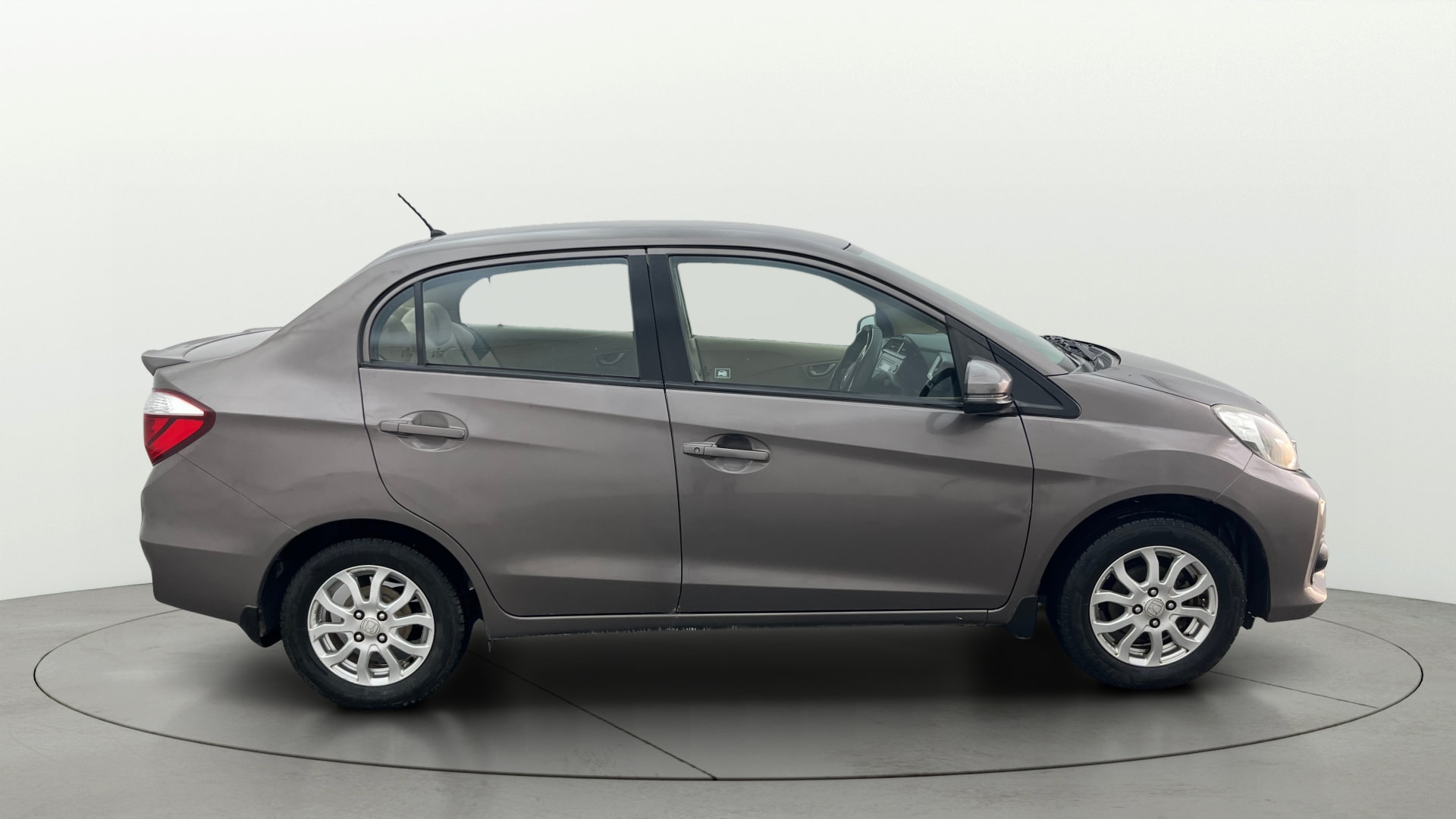 View 2016 Honda Amaze E MT Petrol BS IV Image 8 Used 2016 Honda Amaze E MT Petrol BS IV Image 8