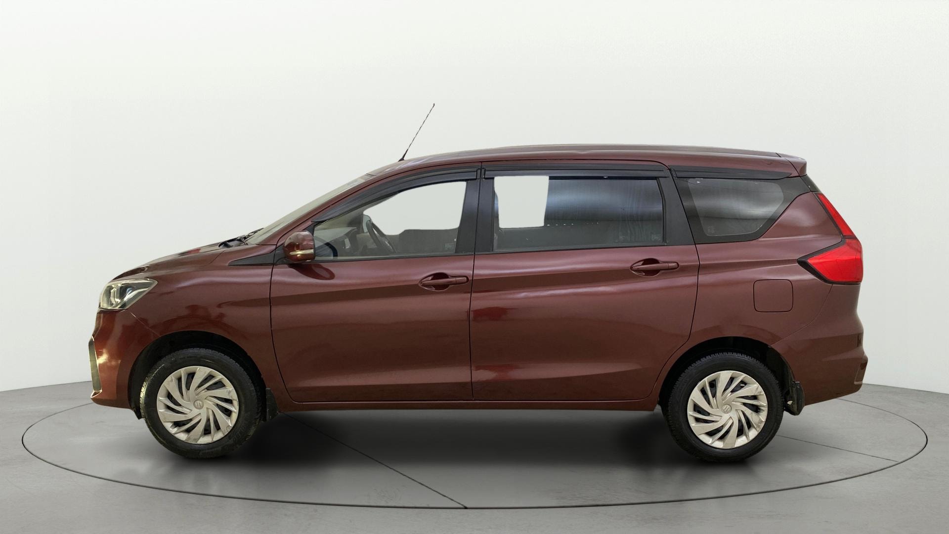View 2022 Maruti Suzuki 1000 Base Variant Image 5 Used 2022 Maruti Suzuki 1000 Base Variant Image 5