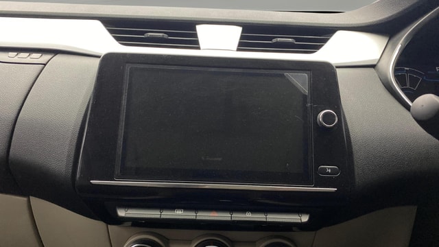 View Renault Triber Image 18 Used Renault Triber Image 18