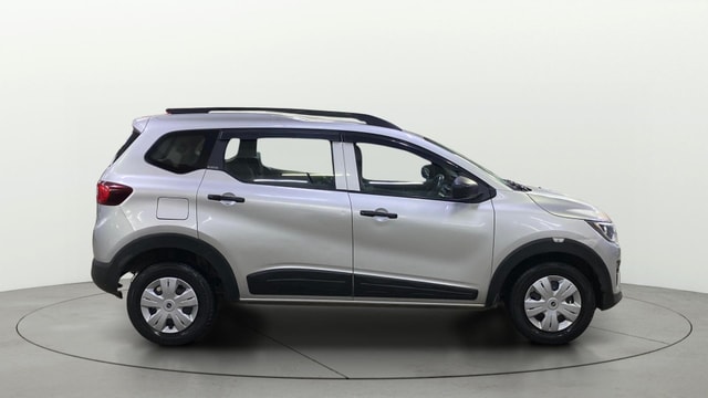 View Renault Triber Image 8 Used Renault Triber Image 8