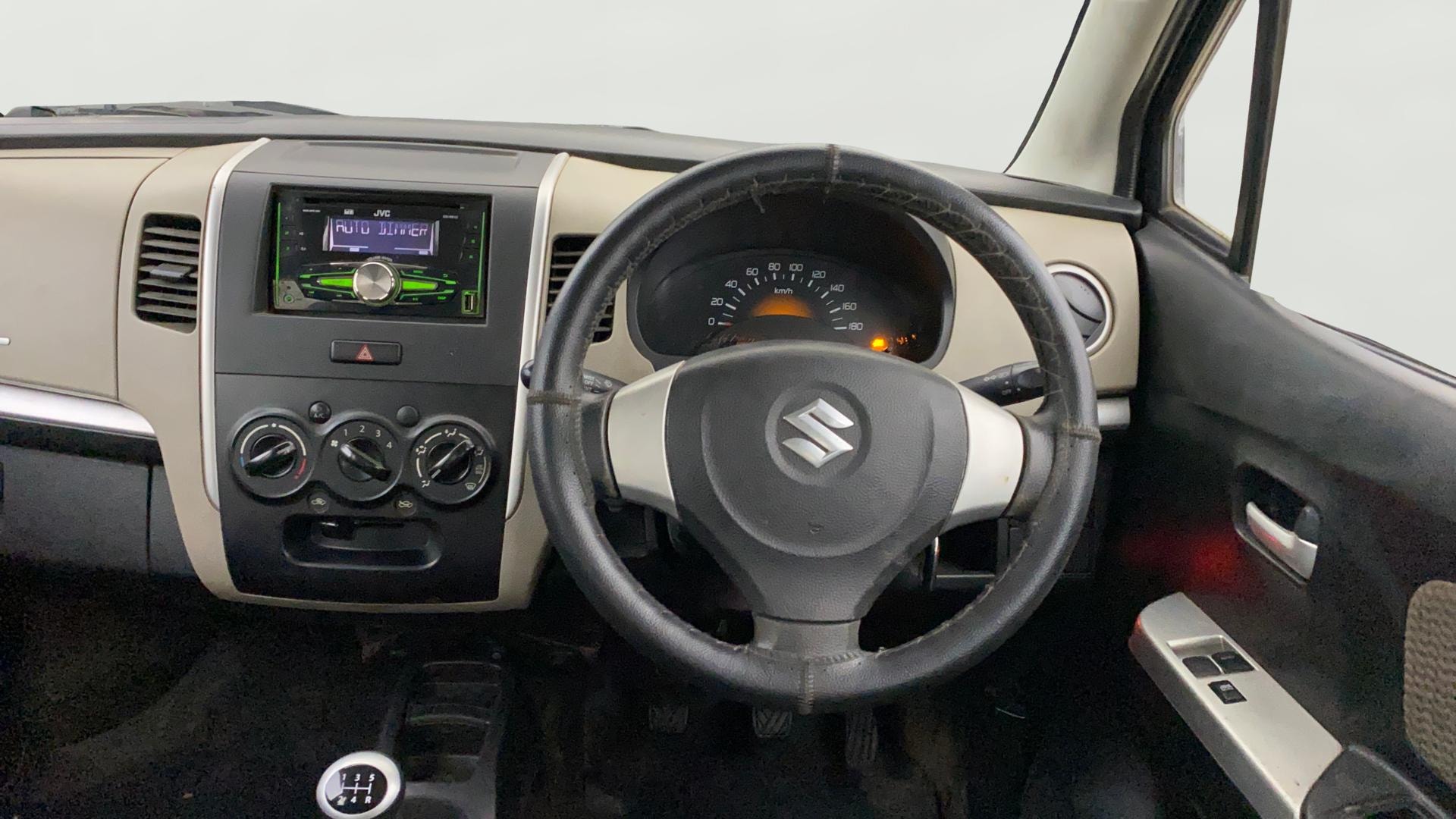 View 2015 Maruti Suzuki 1000 Base Variant Image 20 Used 2015 Maruti Suzuki 1000 Base Variant Image 20