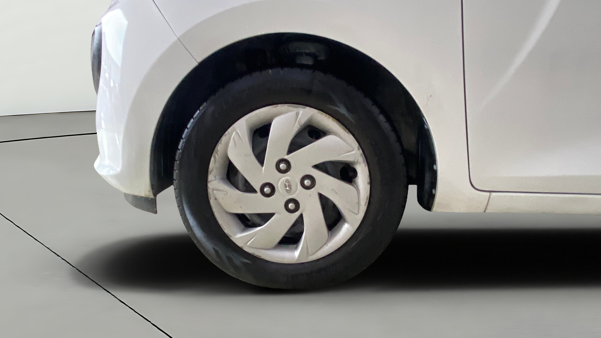 View 2019 Hyundai New Santro D-Lite Petrol Image 27 Used 2019 Hyundai New Santro D-Lite Petrol Image 27