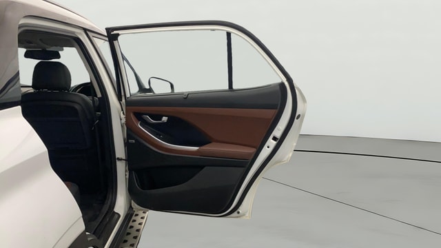 View Hyundai Alcazar Image 6 Used Hyundai Alcazar Image 6