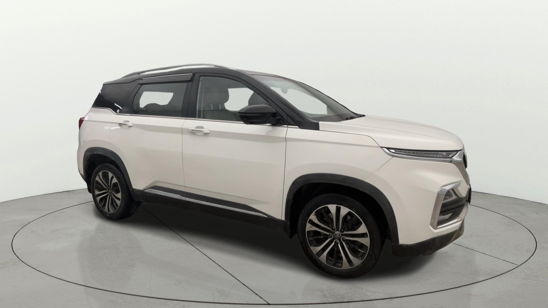 View 2021 MG Hector Sharp Diesel Image 14 Used 2021 MG Hector Sharp Diesel Image 14