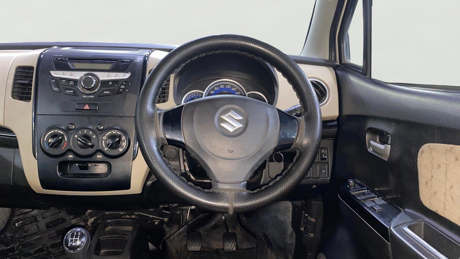View 2018 Maruti Suzuki 1000 Base Variant Image 12 Used 2018 Maruti Suzuki 1000 Base Variant Image 12