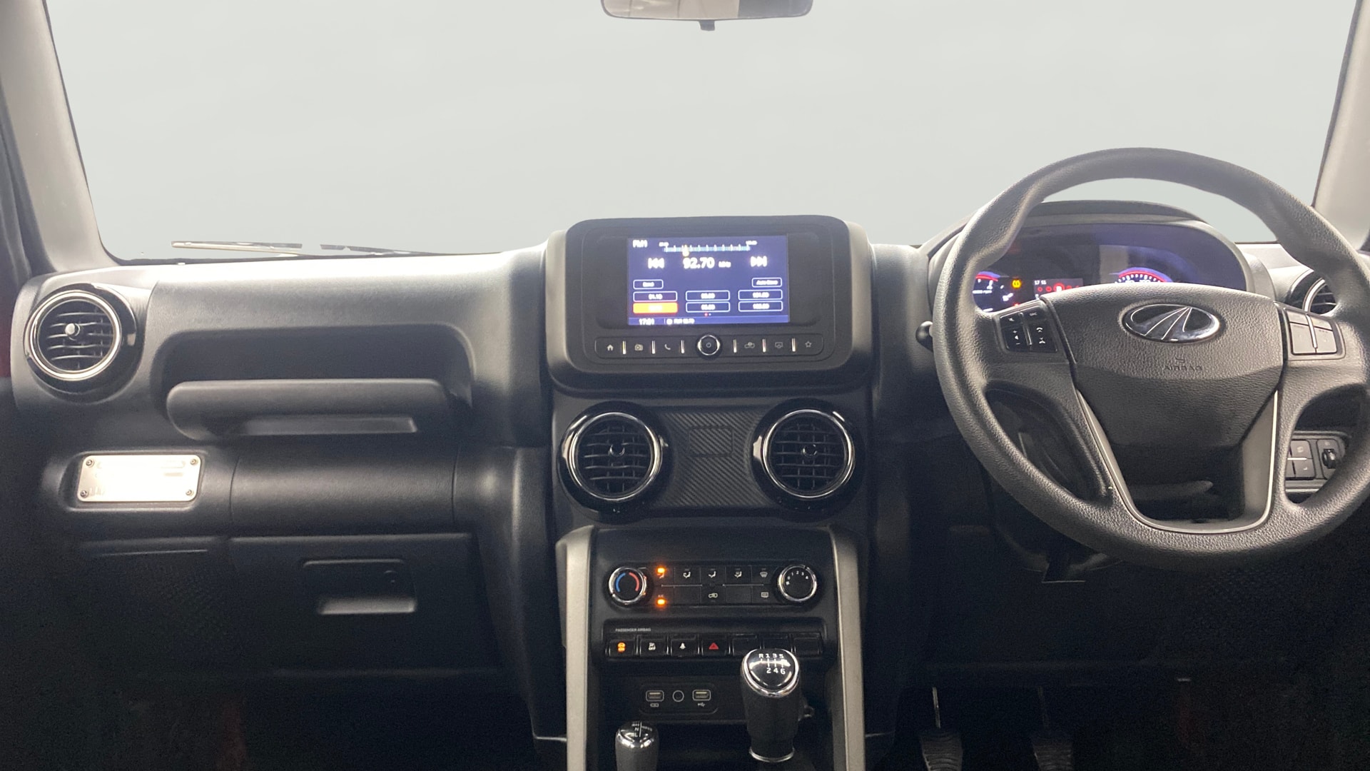 View 2021 Mahindra Thar AX Standard Manual Soft Top 6 Seater Image 18 Used 2021 Mahindra Thar AX Standard Manual Soft Top 6 Seater Image 18