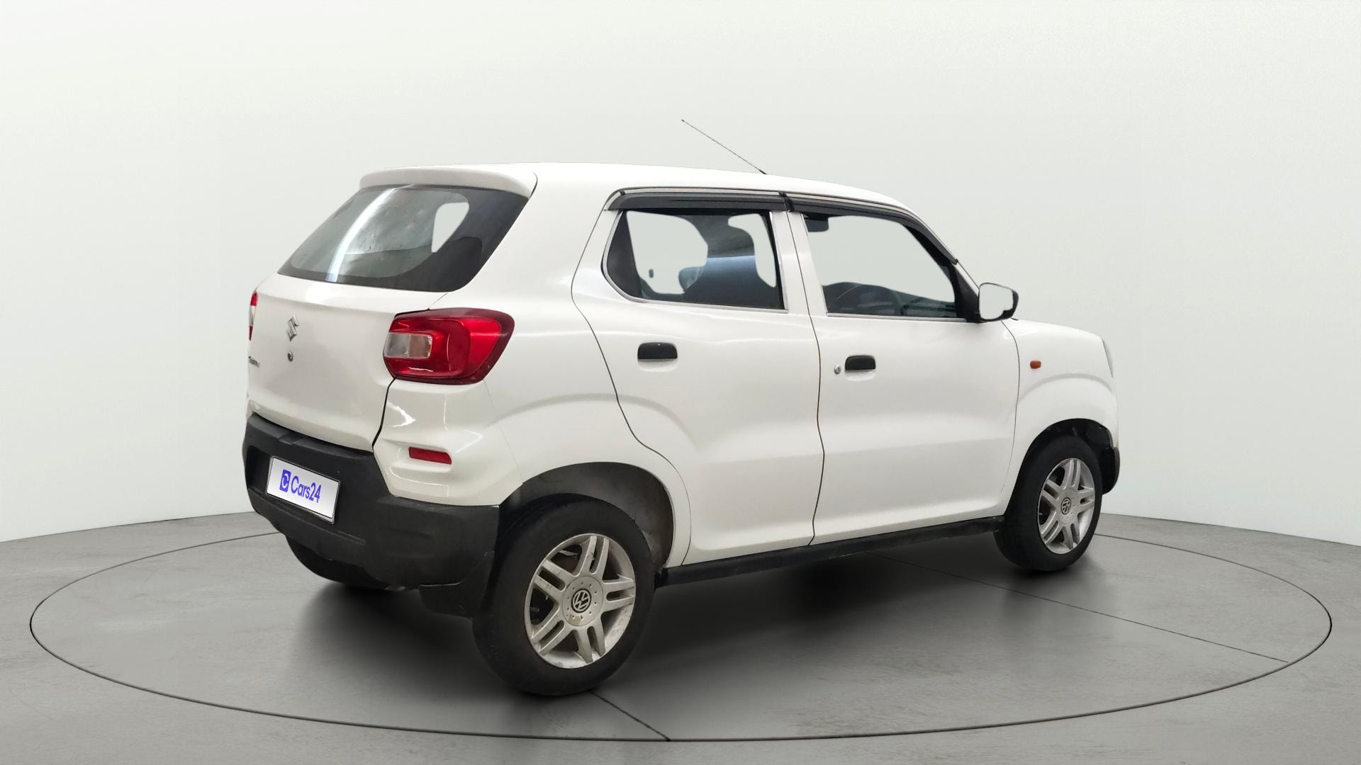 View 2023 Maruti Suzuki 1000 Base Variant Image 41 Used 2023 Maruti Suzuki 1000 Base Variant Image 41