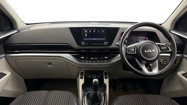 View Kia Carens Image 32 Used Kia Carens Image 32