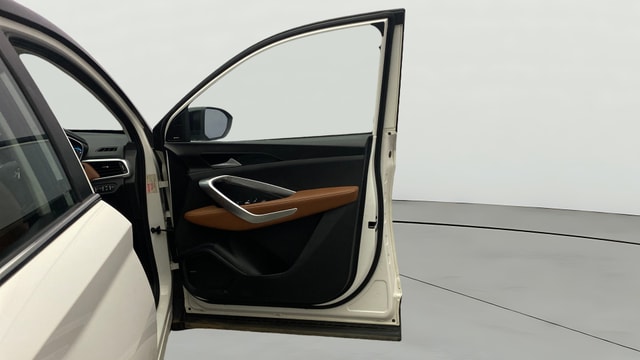View MG Hector Plus Image 49 Used MG Hector Plus Image 49