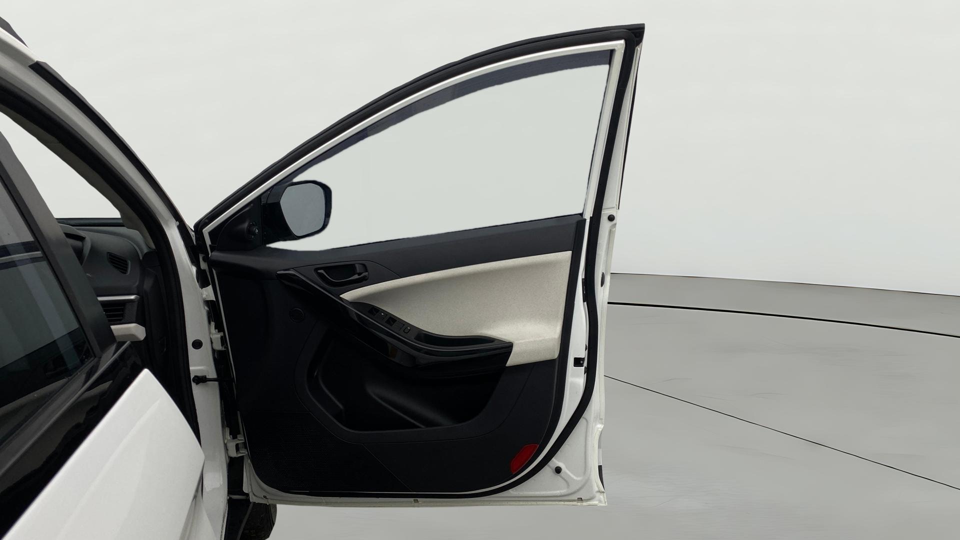 View 2025 Tata Nexon Revotron XE Image 46 Used 2025 Tata Nexon Revotron XE Image 46