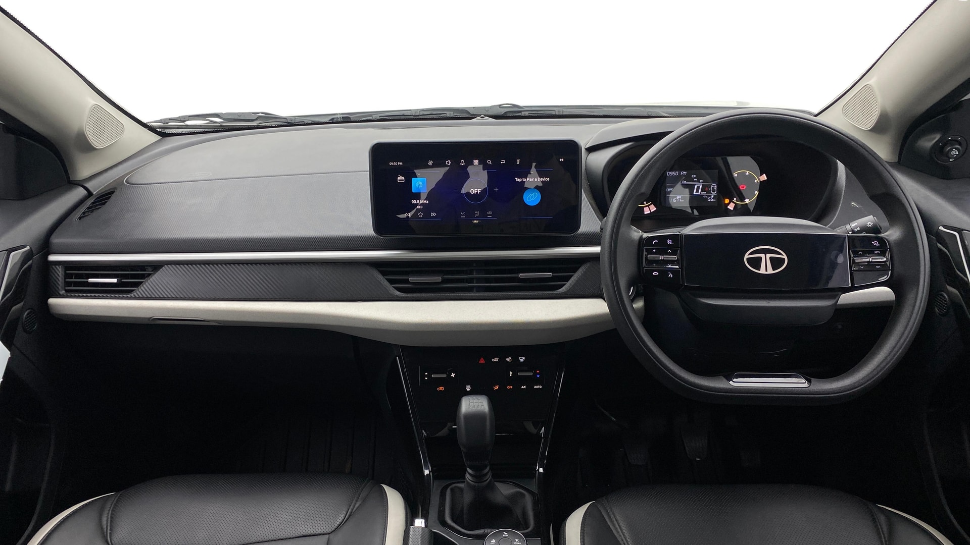 View 2025 Tata Nexon Revotron XE Image 15 Used 2025 Tata Nexon Revotron XE Image 15