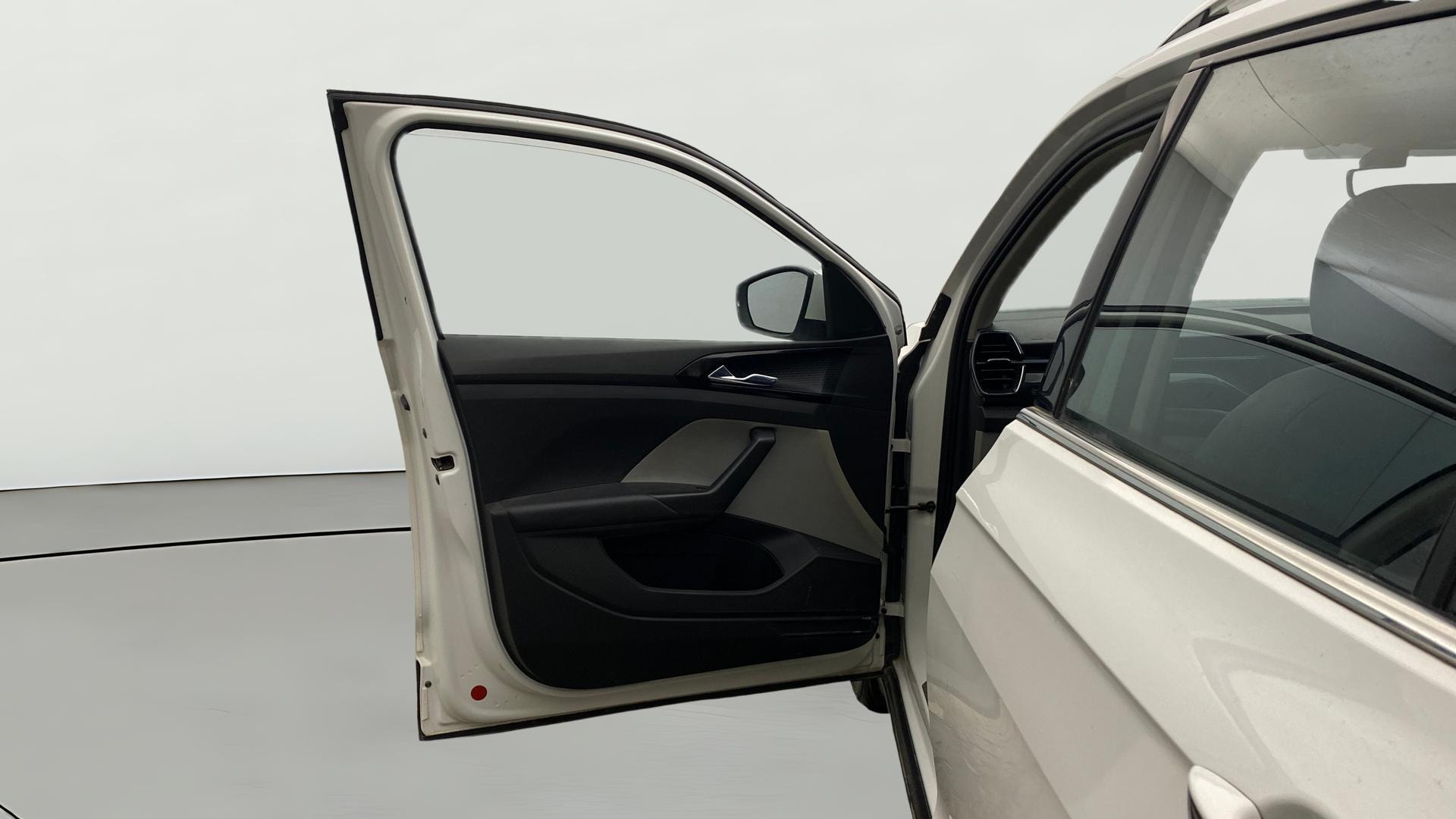 View 2022 Skoda Kushaq Style 1.0 TSI AT - 6 Airbags Image 39 Used 2022 Skoda Kushaq Style 1.0 TSI AT - 6 Airbags Image 39
