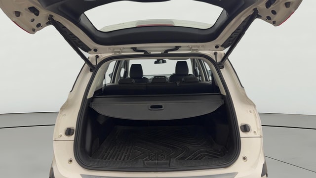 View MG Hector Image 41 Used MG Hector Image 41