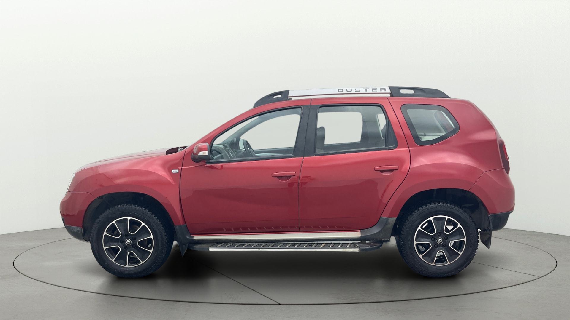 View 2017 Renault Duster Diesel 110PS RXZ AMT Image 5 Used 2017 Renault Duster Diesel 110PS RXZ AMT Image 5
