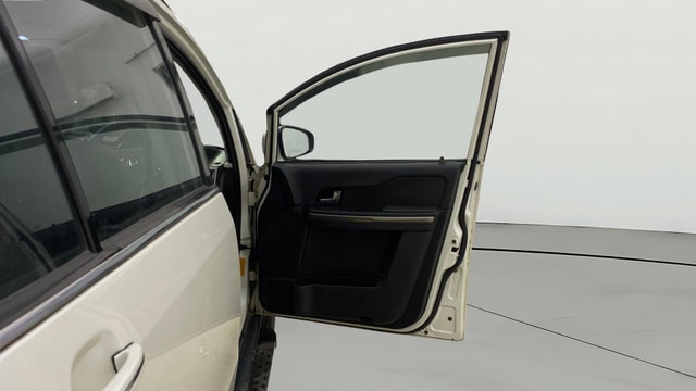 View Tata Hexa Image 46 Used Tata Hexa Image 46