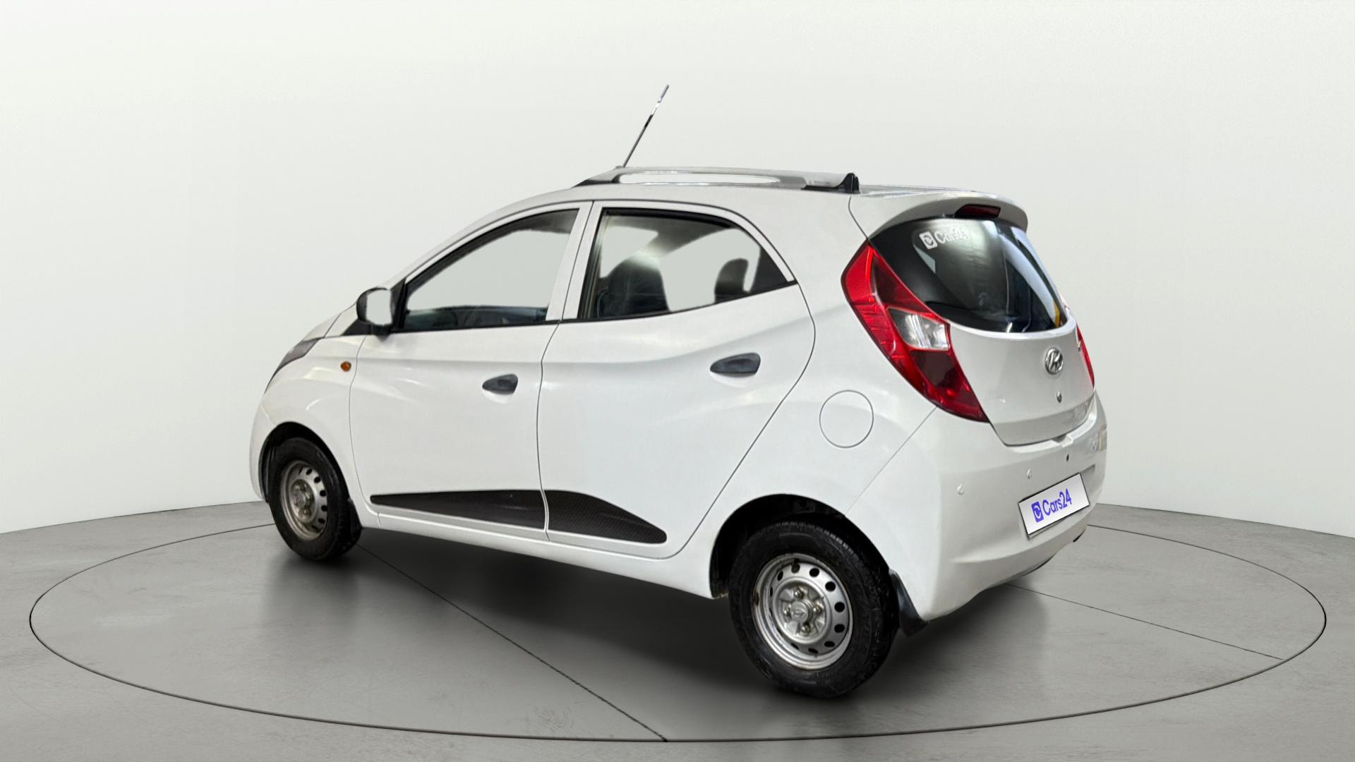 View 2017 Hyundai EON Era Plus Sports Edition Image 2 Used 2017 Hyundai EON Era Plus Sports Edition Image 2